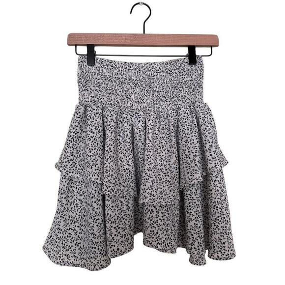 ZAFUL White Black Flounce Smocked Floral Skirt‎ A-line Layered Women's Size 6 - Picture 3 of 10